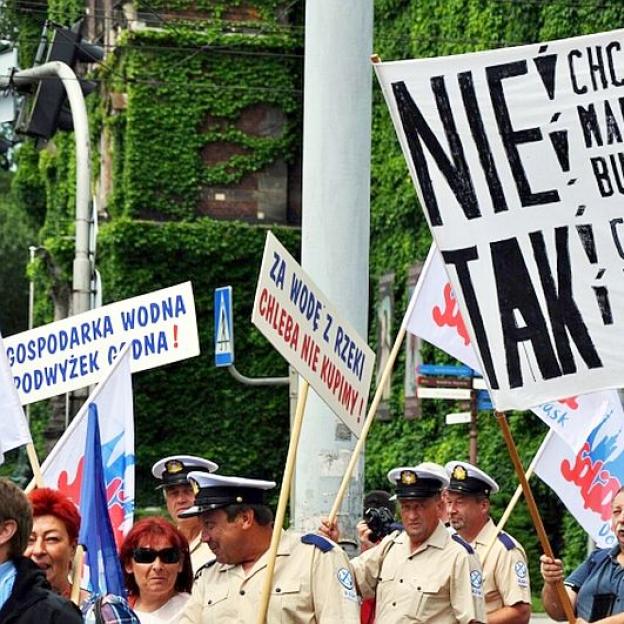 Protest pracowników gospodarki wodnej. List otwarty do Premier Beaty Szydło w związku z niedotrzymaniem przez Rząd ustaleń porozumienia majowego