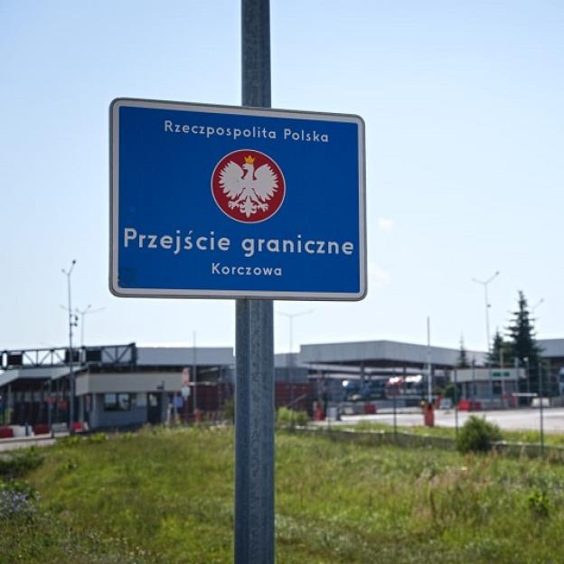 Specjalne pasy dla pustych ciężarówek na przejściach granicznych z Ukrainą